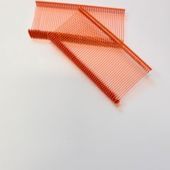 Żyłka z podwójną blaszką pomarańczowa o dł. 40 mm/1000